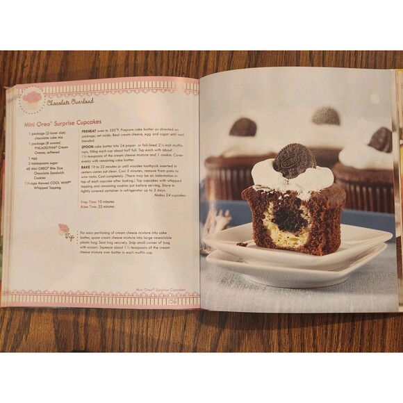 The Cupcake Bible by Publications International Ltd. Staff (2011) - Picture 3 of 3